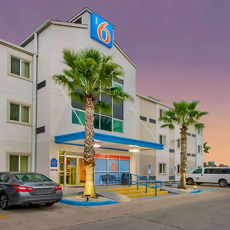 Motel 6-Eagle Pass, Tx - Lakeside-2
