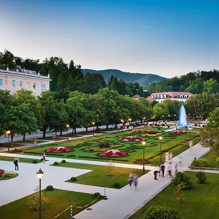 Hotel Zagreb - Health & Beauty-3