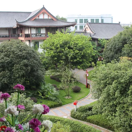 Guilin Yi Characteristic Hotel Coltd-3