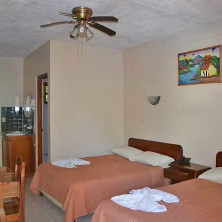 Hotel Tres Banderas-3