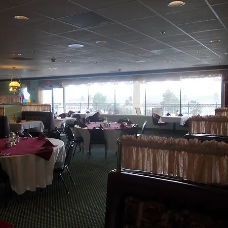 Longstreet Inn & Casino-2