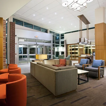 Hyatt Place At The Hollywood Casino Pittsburgh South-3