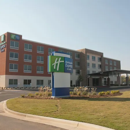Holiday Inn Express Hotel & Suites Decatur-3