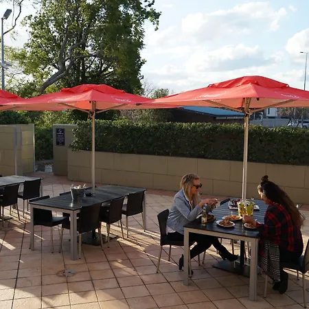 Guildford Hotel-2