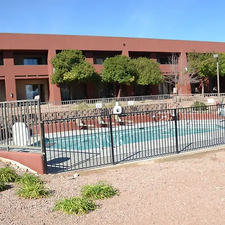 The Lodge At Cliff Castle Casino-3