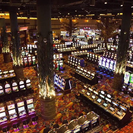 Bally'S Twin River Lincoln Casino & Hotel-2