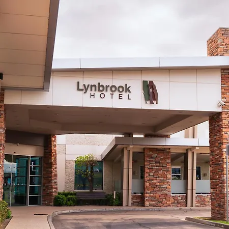 Lynbrook Hotel-2
