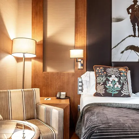 Hotel Val De Neu G.L.-2