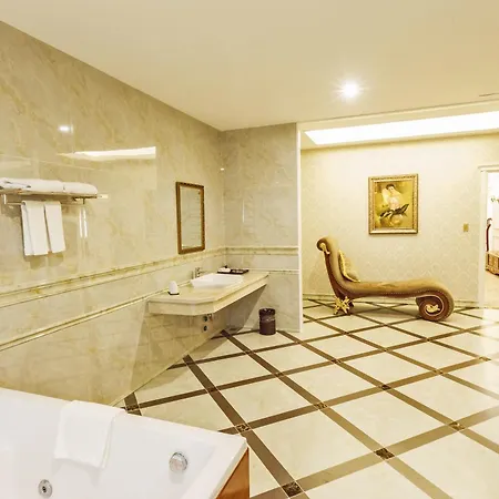 Muong Thanh Luxury Can Tho Hotel-3