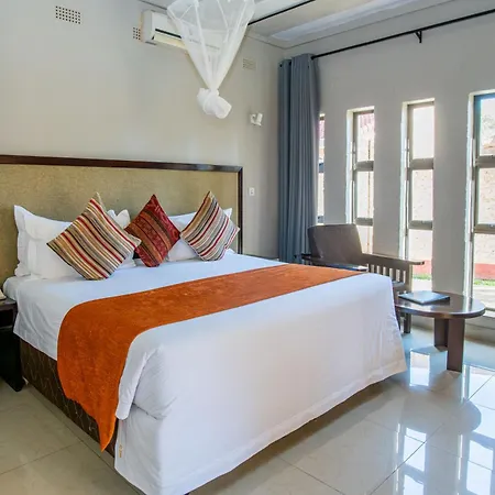 Kadoma Hotel & Conference Centre-2