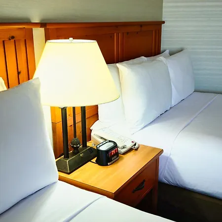 Continental Inn & Suites-3