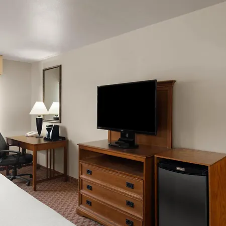 Baymont Inn & Suites By Wyndham Sturgis-2