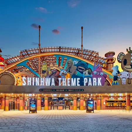 Landing Jeju Shinhwa World Hotel-2
