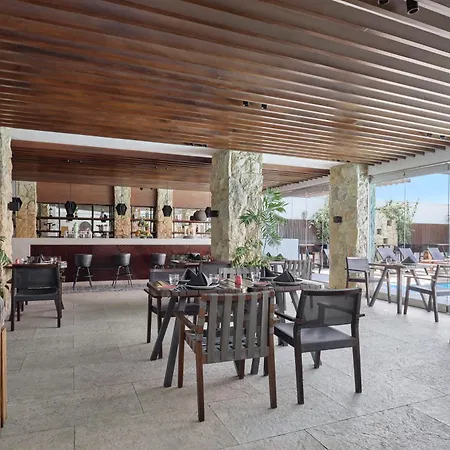 Holiday Inn & Suites - Cairo Maadi By Ihg-2