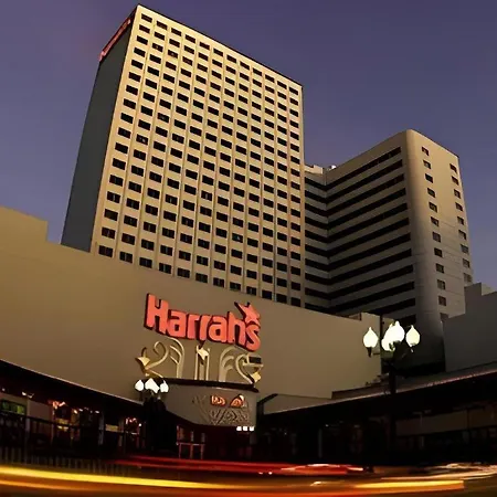 Harrahs Hotel Reno-3