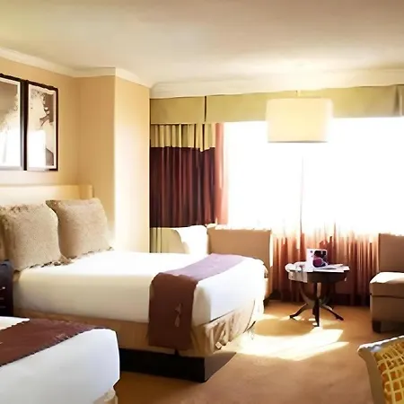 Harrahs Hotel Reno-2