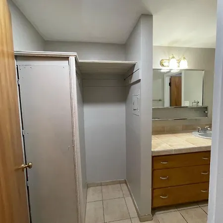 Pinetop Studio Suites-3