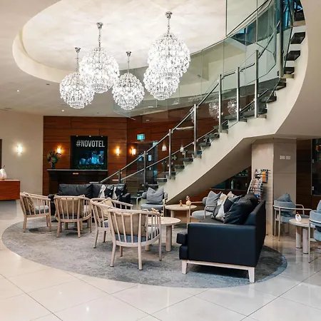 Novotel Christchurch Cathedral Square-3