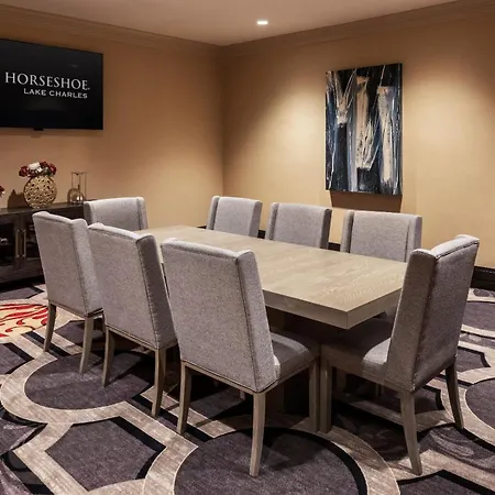 Horseshoe Lake Charles Hotel & Casino - A Caesars Rewards Destination-3