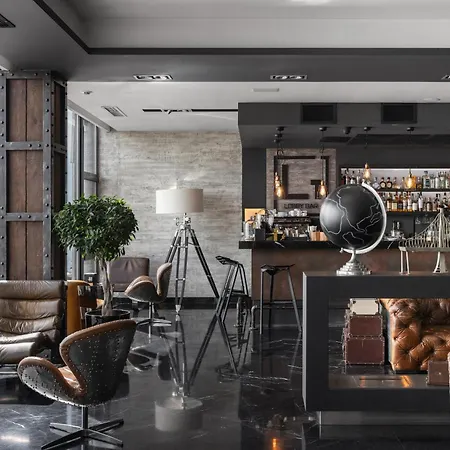 M1 Club Hotel-2