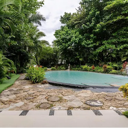 Ocho Artisan Bungalows (Adults Only)-2