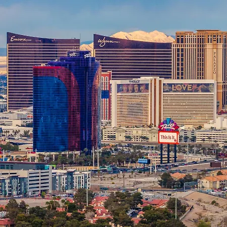 Masquerade Tower At Rio Hotel & Casino-2