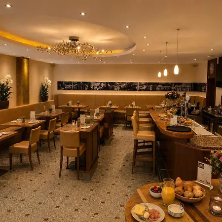 Hotel Garni Italia-3