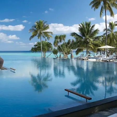 Four Seasons Resort Maldives At Landaa Giraavaru-2
