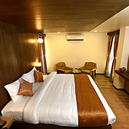 The Milestone Hotel-3