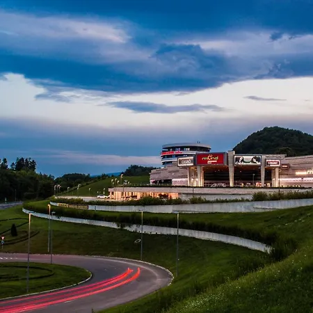 Mond, Resort & Entertainment-3