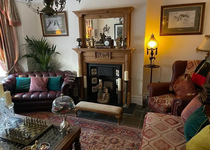 Olivia House