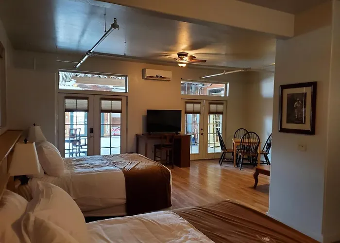 Buffalo Lodge Of Bigfork