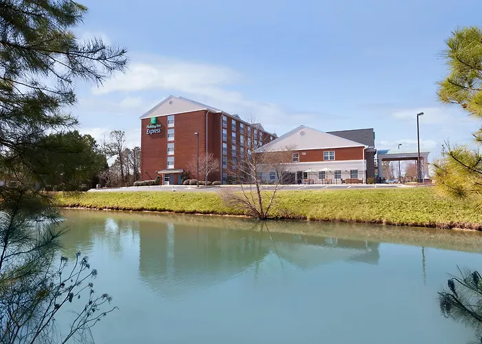 Holiday Inn Express Williamsburg North By Ihg
