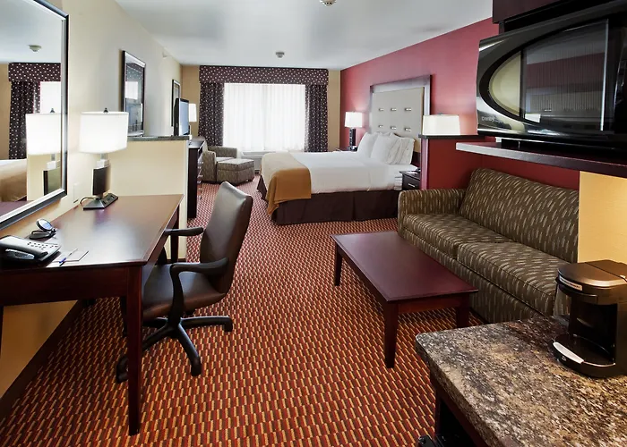 Holiday Inn Express And Suites Great Falls By Ihg