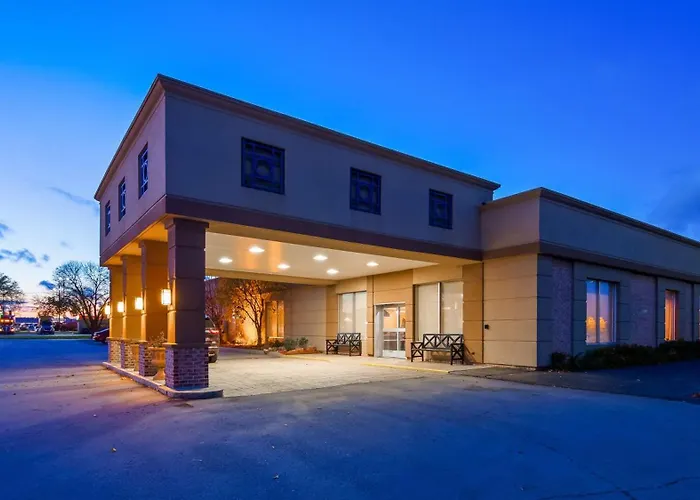 Best Western Crossroads Of The Bluffs