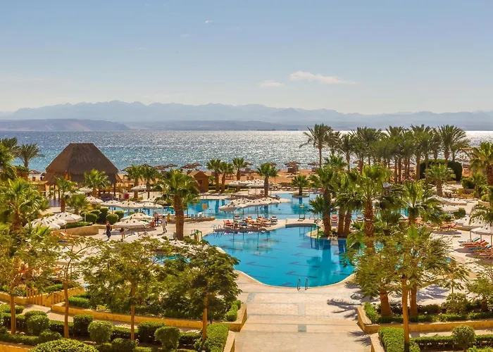 Strand Beach Resort