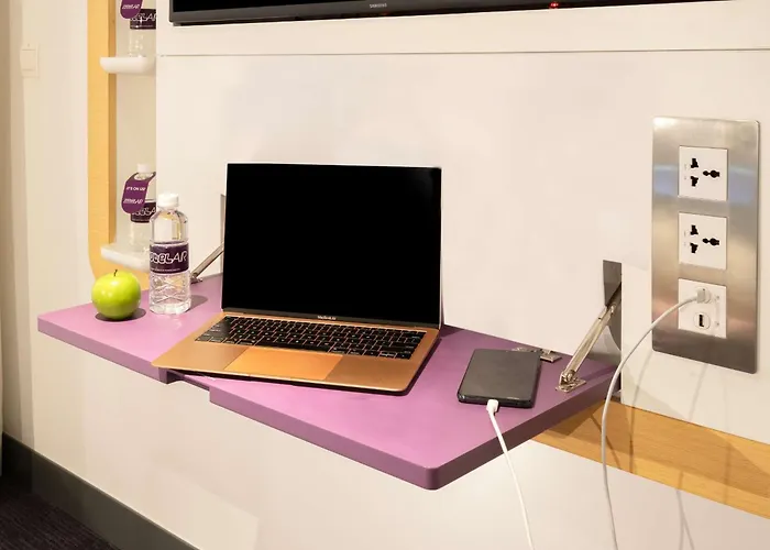 Yotelair Singapore Changi Airport Landside