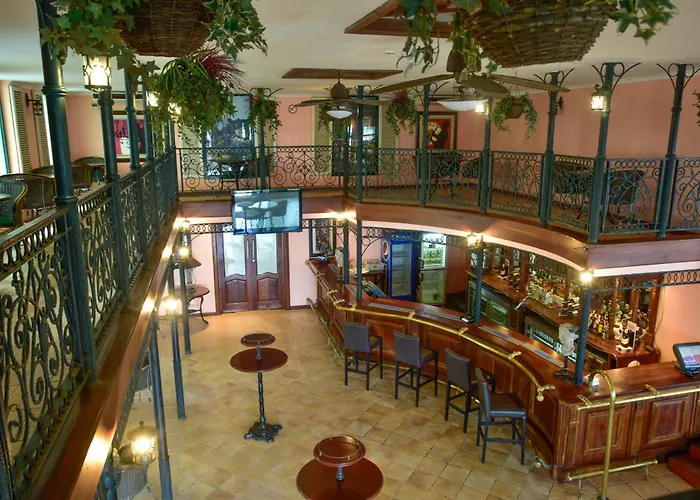 Harbour View Suites