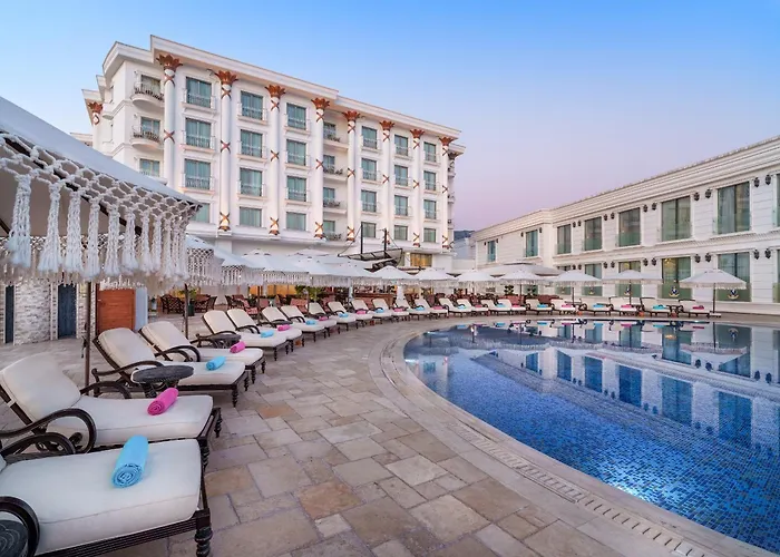 Les Ambassadeurs Casino&Marina