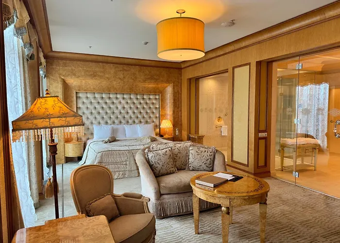 Royal Spa & Resort