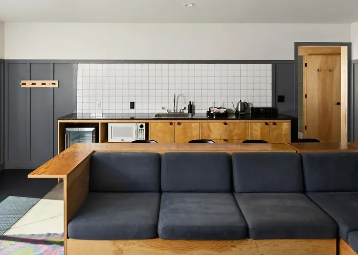 The Coachman Hotel