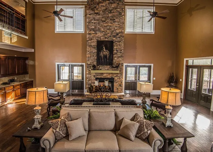 Magnolia Creek Lodge
