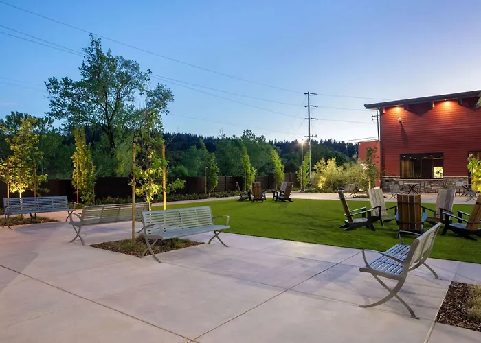 Wyndham Garden Redwood Valley - Ukiah