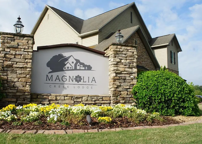 Magnolia Creek Lodge