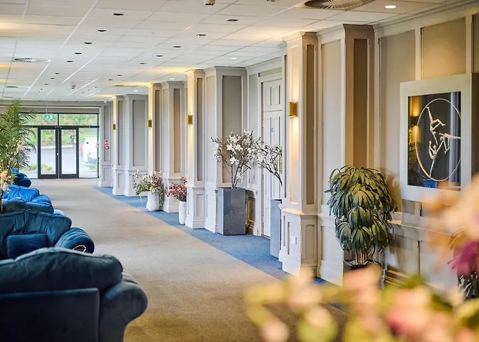 Comis Hotel & Golf Resort