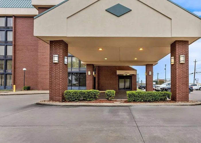 Sonesta Essential Houston Hobby Airport