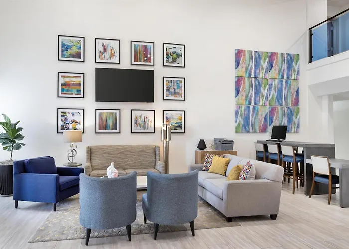 Best Western Plus Executive Hotel & Suites