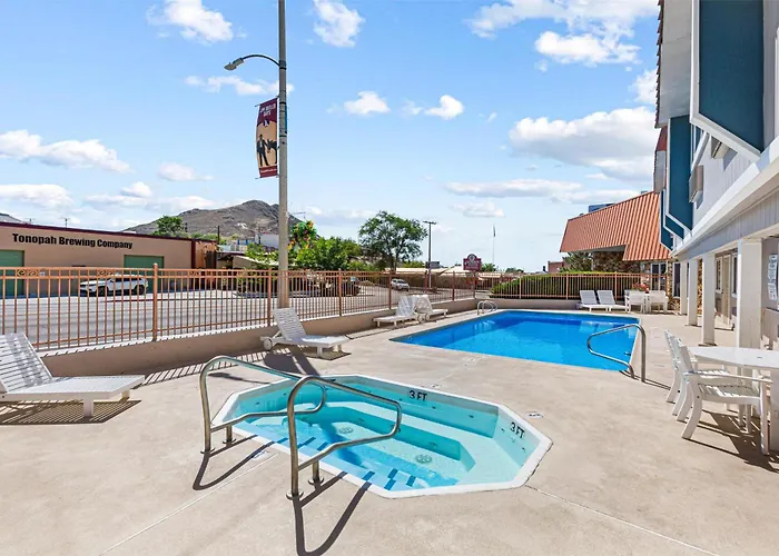 Best Western Hi-Desert Inn