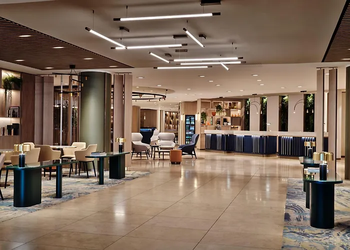 Crowne Plaza By Ihg