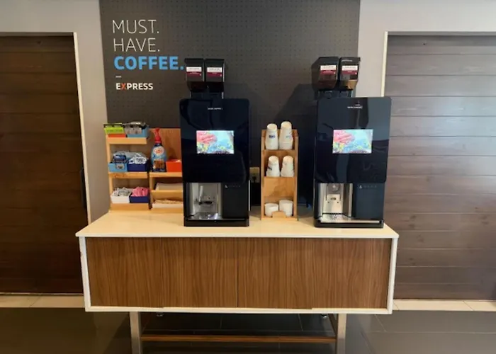 Holiday Inn Express Hotel & Suites Altoona-Des Moines By Ihg